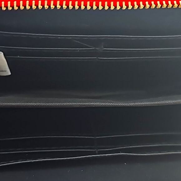 Unbranded Red Wallet w/Strap Two Compartments Credit Card Slots 7.5" x 4" x 2" - Picture 5 of 8